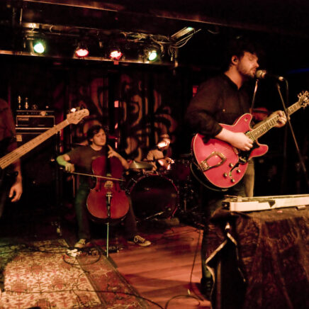 band-spotlight-dredg
